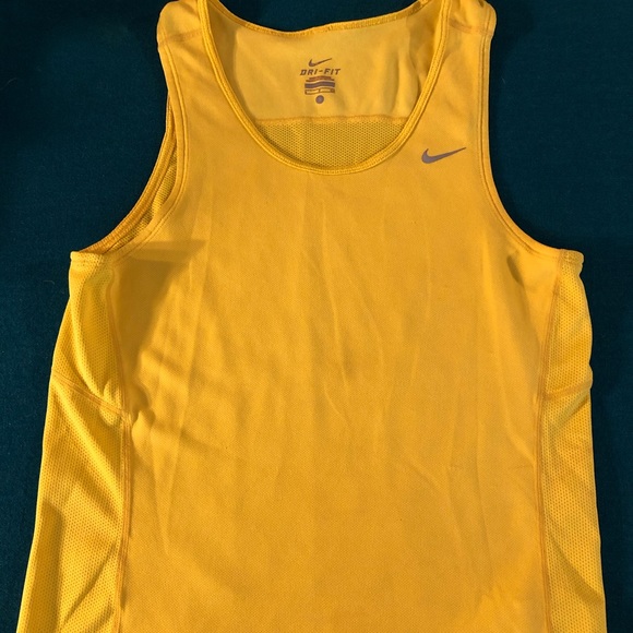 nike miler vest